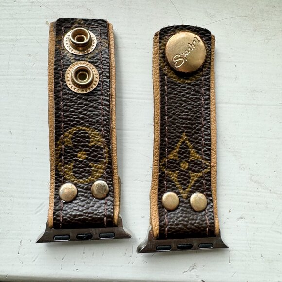 Spark*l Band - Upcycled Louis Vuitton Apple watch band - Picture 2 of 4